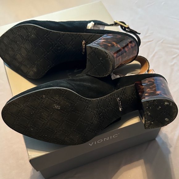Vionic Black Suede Heels with Tortoise Shell Detail - Picture 7 of 7